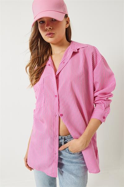 Kadın Tek Cepli Yanları Yırtmaçlı Çizgili Poplin Gömlek 2557 60283069 - Pembe