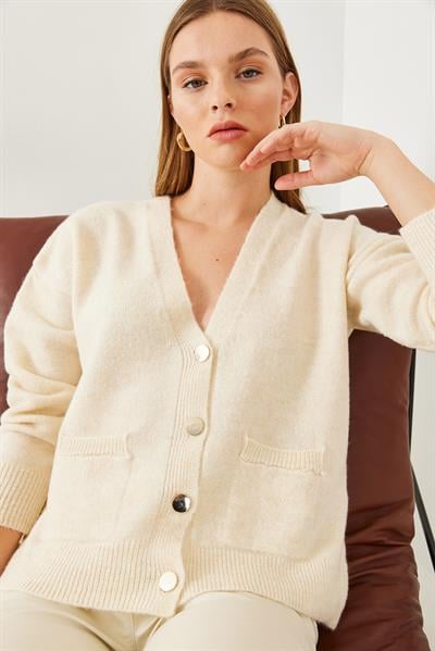 V Yaka Düğmeli Cepli Triko Hırka 20247535 - Ekru