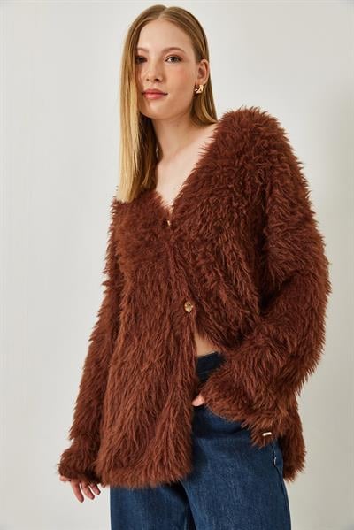 V Yaka Düğmeli Yumoş Sakallı Triko Hırka 241149 60261298 - Kahverengi