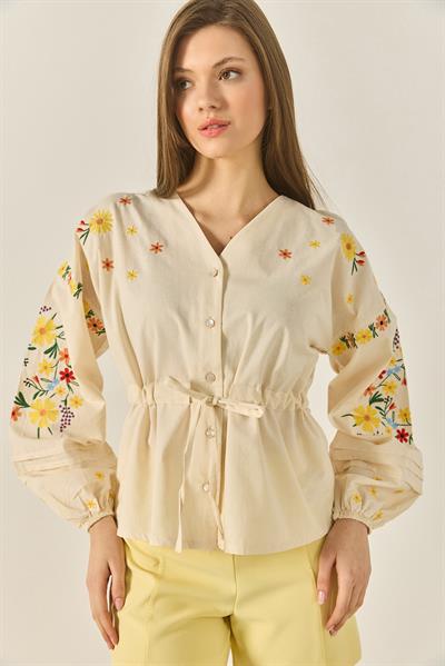 Kadın V Yaka Nakışlı Belden Bağlamalı Kolları Lastikli Keten Gömlek 2007 60283308 - Bej