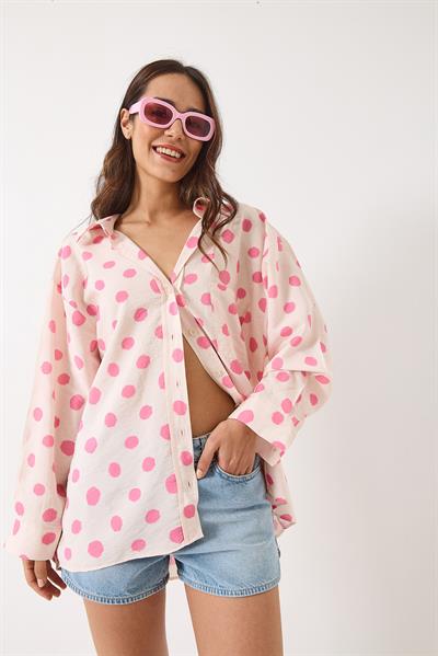 Kadın V Yaka Puantiyeli Tek Cep Detaylı Oversize Pamuk Gömlek 8212-6 60283053 - Pembe