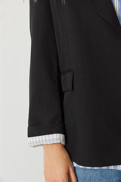 Kadın Vatkalı Astarı Çizgili Çilek Kumaş Blazer Ceket 50178 60283002 - Siyah