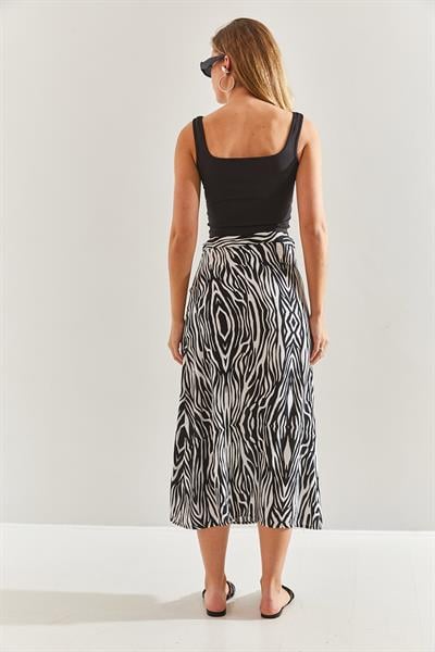 Kadın Viskon Yırtmaçlı Etek 60201021 - Siyah-Beyaz