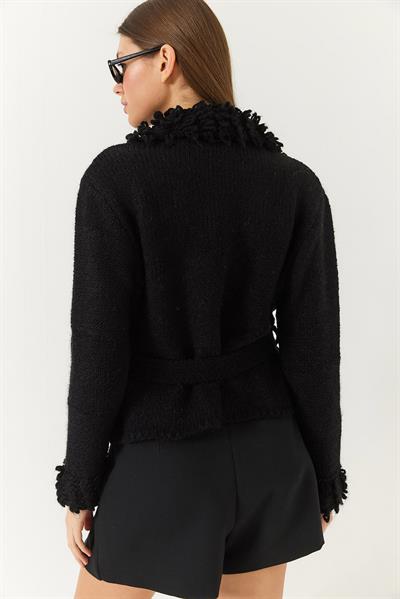 Yaka ve Kol Ucu Püsküllü Triko Hırka 20246335 - Siyah