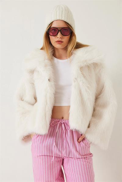 Yakalı Suni Kürklü Astarlı Mont 38120 60251969 - Beyaz