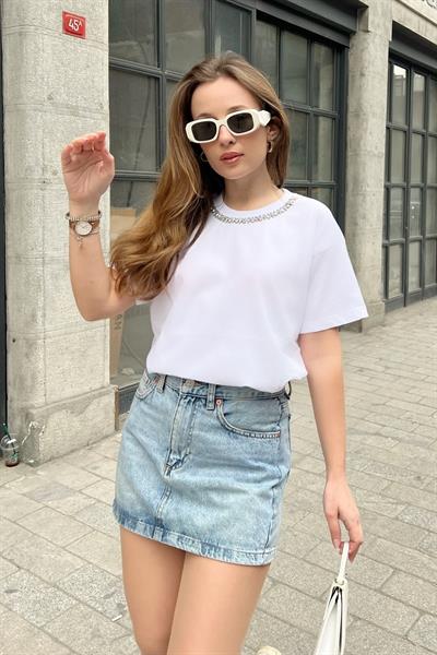 Kadın Yakası Taş İşlemeli Penye Tshirt 60211011 - Beyaz