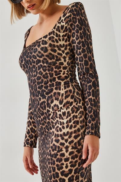 Kadın Yırtmaçlı Leopar Desenli Uzun Elbise 250-1 60261049 - Siyah-Camel