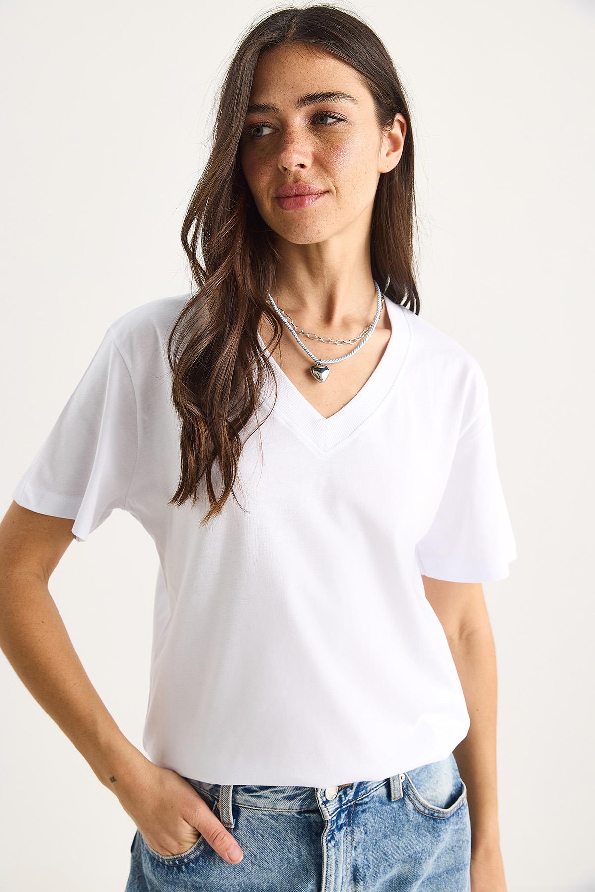 %100 Organik Pamuk Derin V Yakalı Comfort Fit T-Shirt 60602066 - Beyaz · 2