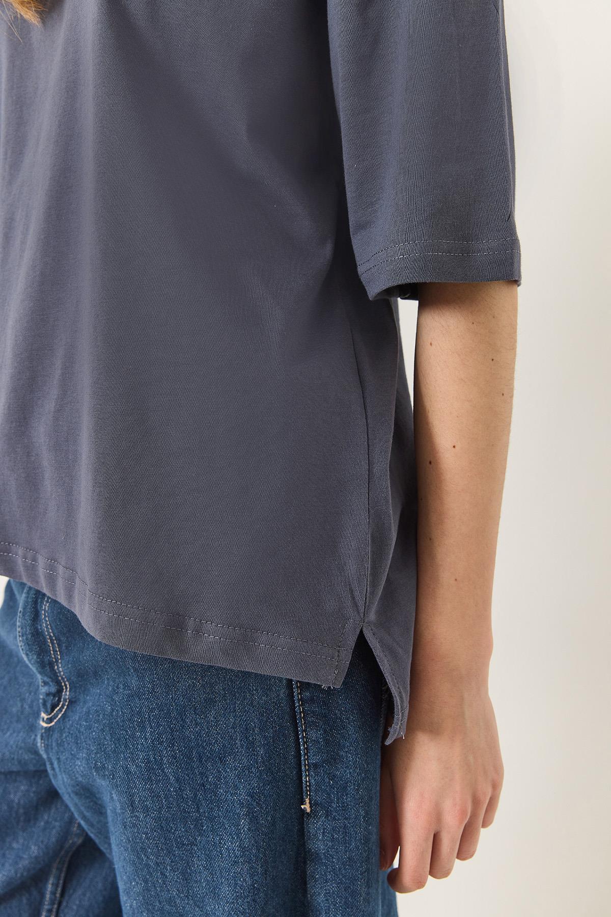 Kadın %100 Organik Pamuk Relaxed Fit Yırtmaçlı Yuvarlak Yakalı T-Shirt 60602047 - Antrasit · 6