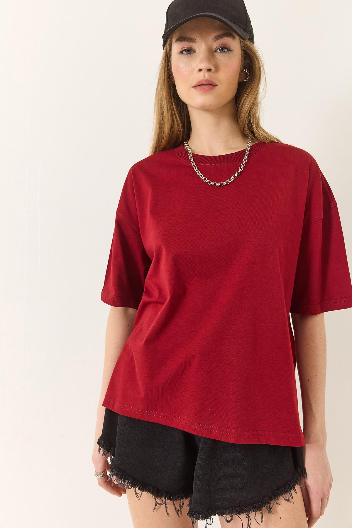 Kadın %100 Organik Pamuk Relaxed Fit Yırtmaçlı Yuvarlak Yakalı T-Shirt 60602047 - Bordo · 5