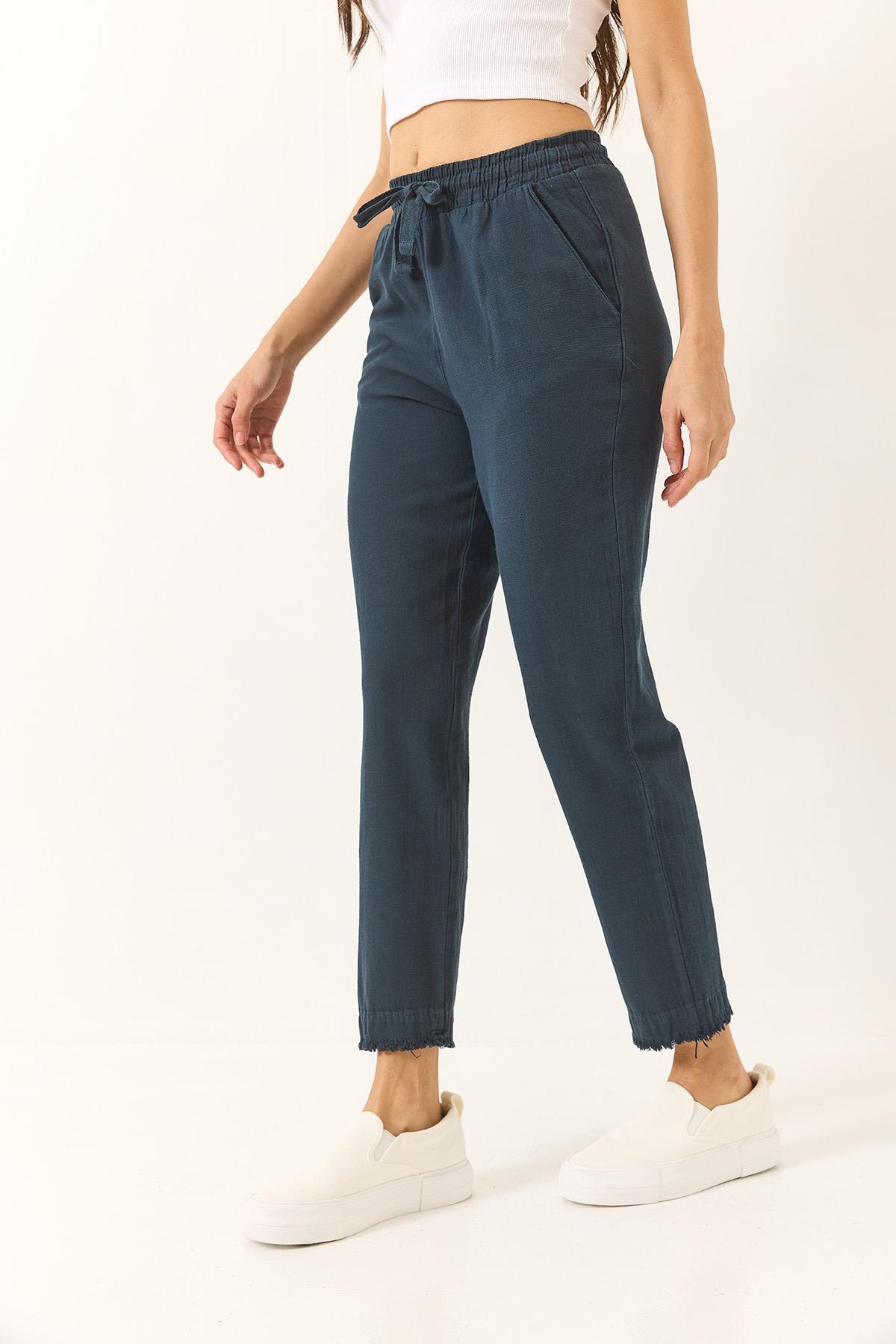 Kadın Beli Bağlamalı Paça Detaylı Cepli Keten Havuç Pantolon YP5134 60283180 - Lacivert · 5