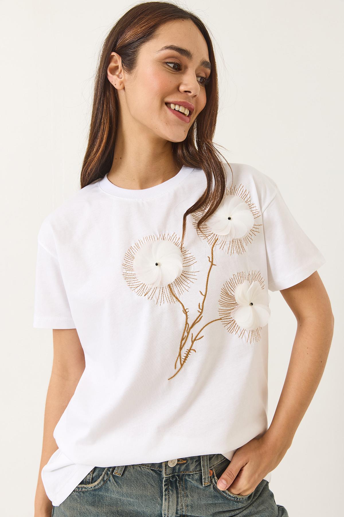 Kadın Bisiklet Yaka Kısa Kollu Nakışlı Kabartma Aksesuarlı T-Shirt 60602024 - Beyaz · 3