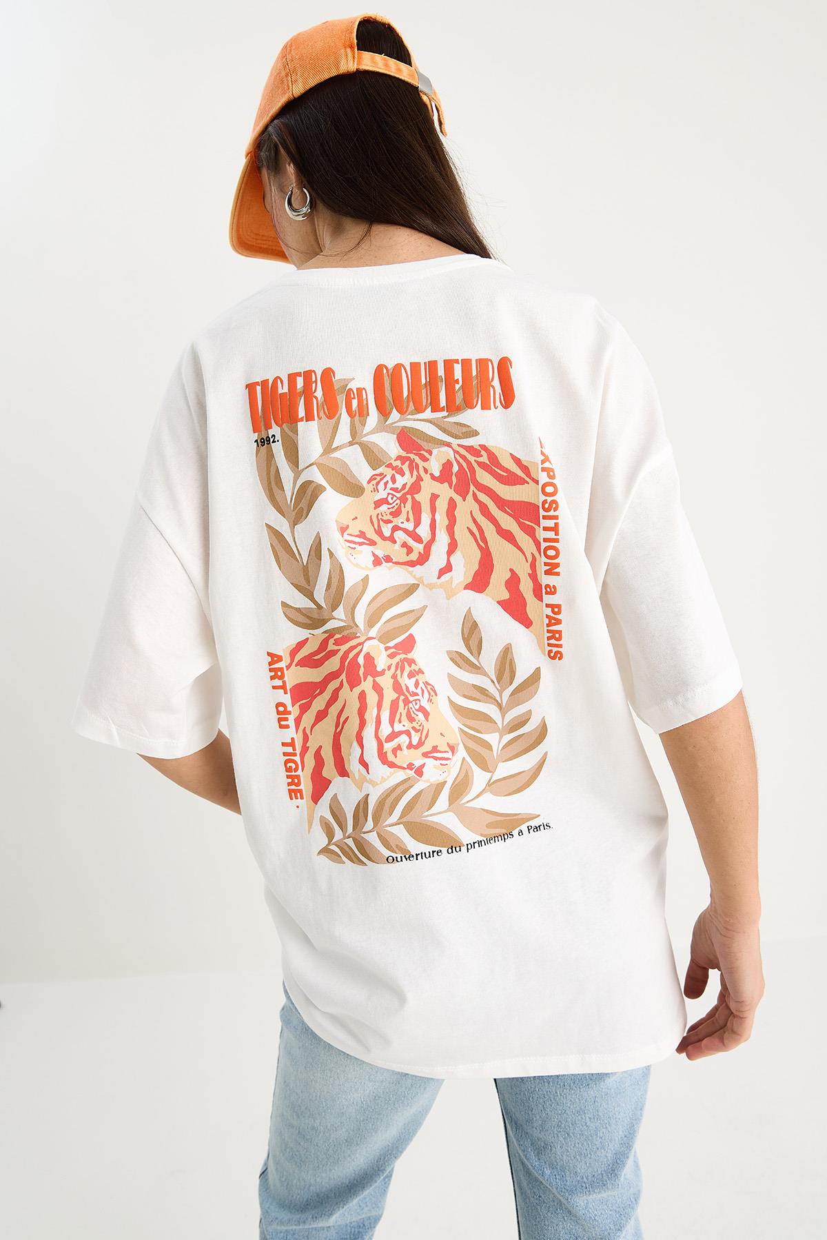 Kadın %100 Pamuklu Kaplan Baskılı Oversize T-Shirt 6015 60283454 - Beyaz · 2