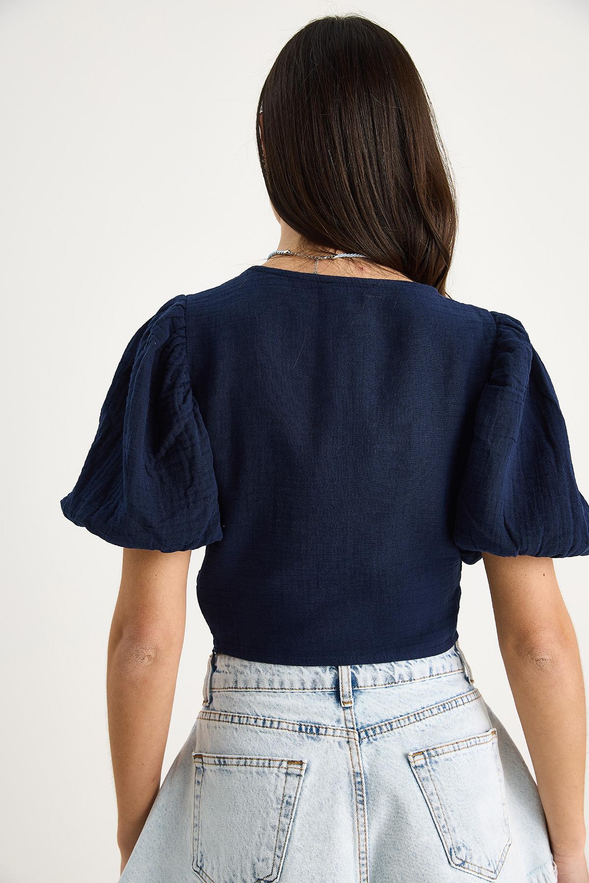 Kadın Balon Kollu Crop Müslin Bluz 1004-1 60283344 - Lacivert · 7