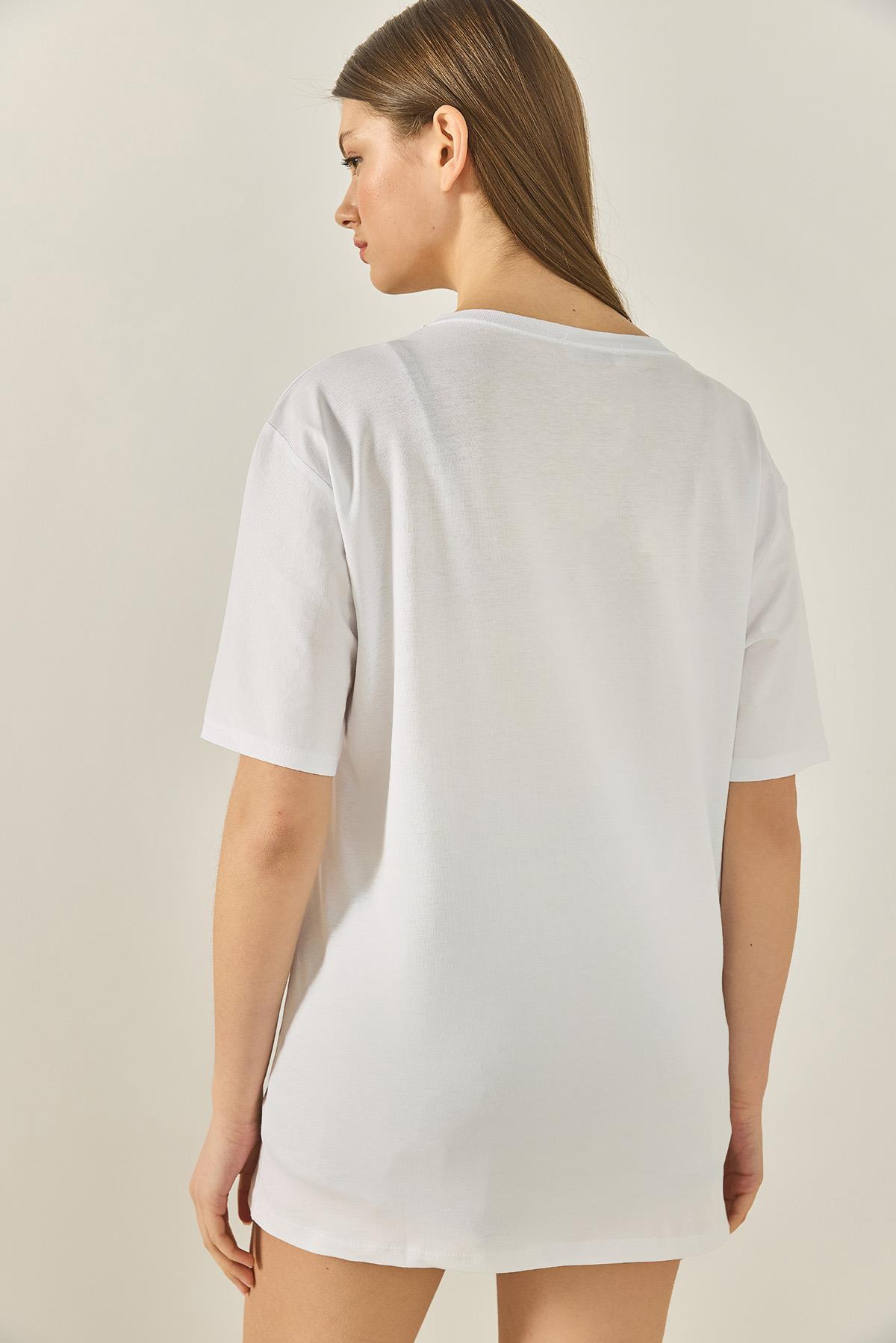 Kadın Bisiklet Yaka Tüy Desen Boncuk İşlemeli Oversize Pamuklu T-Shirt 1820 60283285 - Beyaz · 8