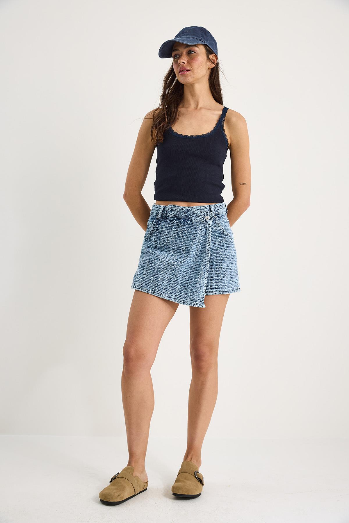 Kadın Cep Detaylı Kruvaze Kapamalı Dokulu Denim Şort Etek 8017 60283269 - Mavi · 2