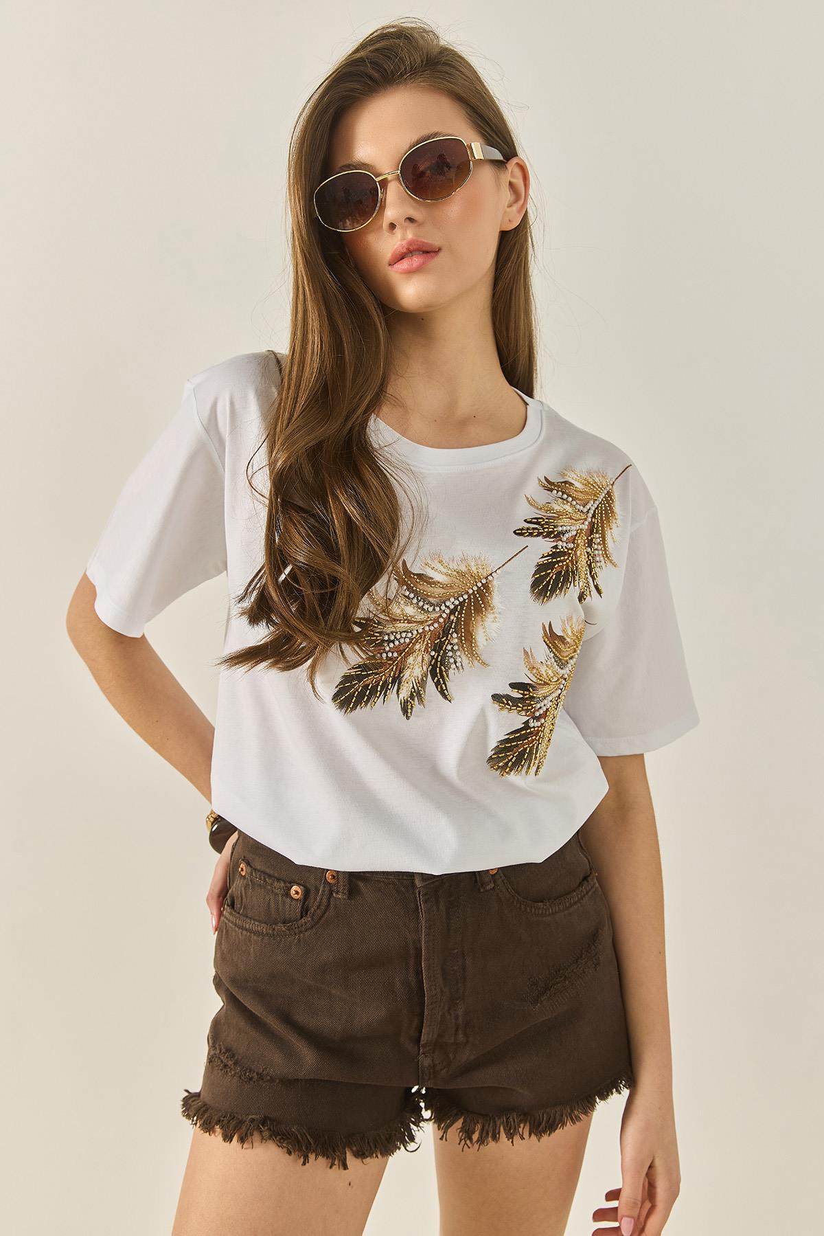 Kadın Omuzdan Yaprak Desenli Boncuk İşleme Detaylı Rahat Kalıp Pamuklu T-Shirt 1850 60283283 - Beyaz · 4