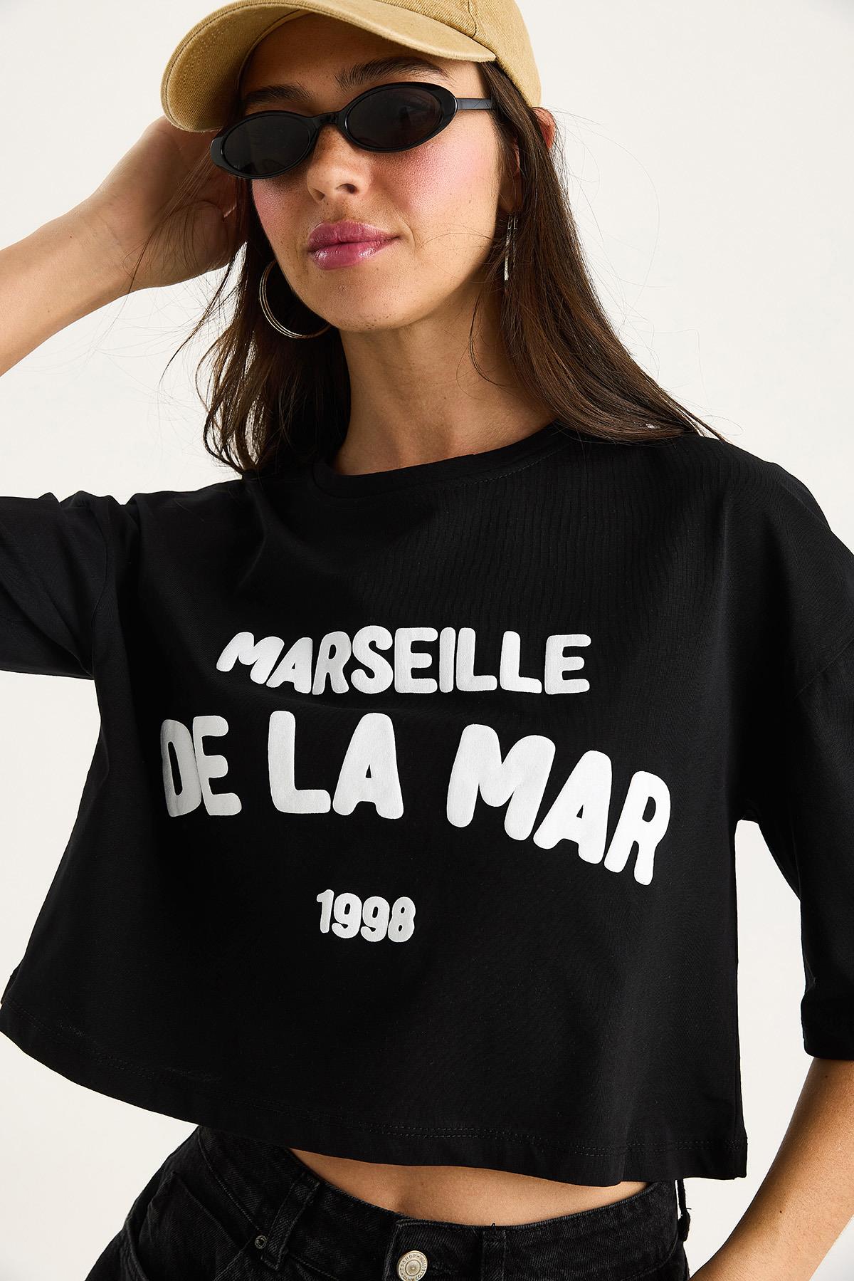 Kadın Yazı Baskılı Bisiklet Yaka %100 Pamuklu Crop T-Shirt 6705 60283450 - Siyah · 4