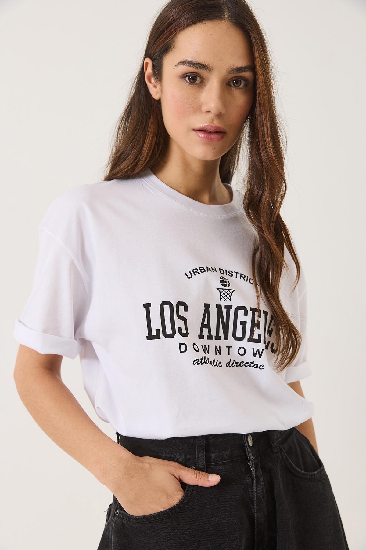 Kadın Los Angeles Baskılı Bisiklet Yaka Salaş T-Shirt 0269 60283154 - Beyaz · 3