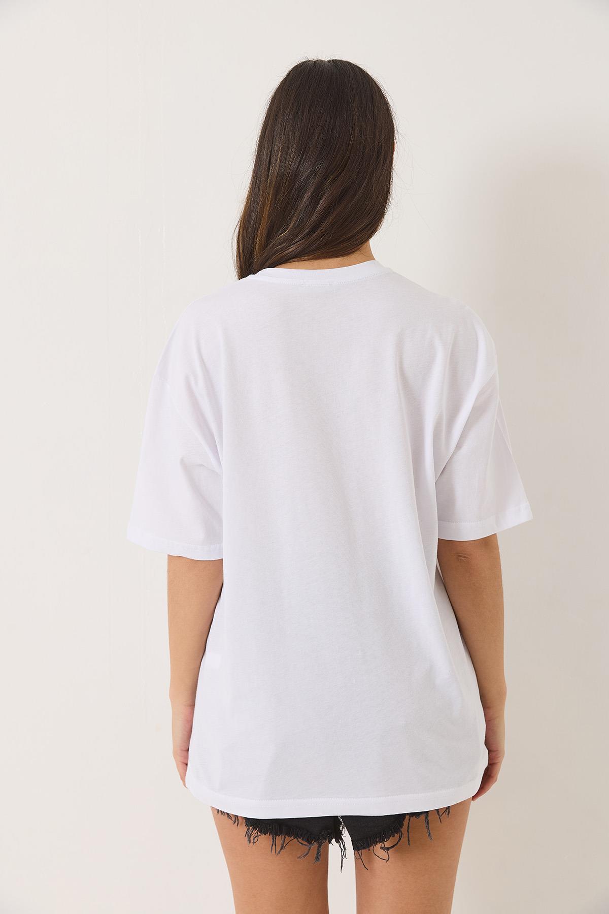 Kadın Los Angeles Baskılı Bisiklet Yaka Salaş T-Shirt 0269 60283154 - Beyaz · 6