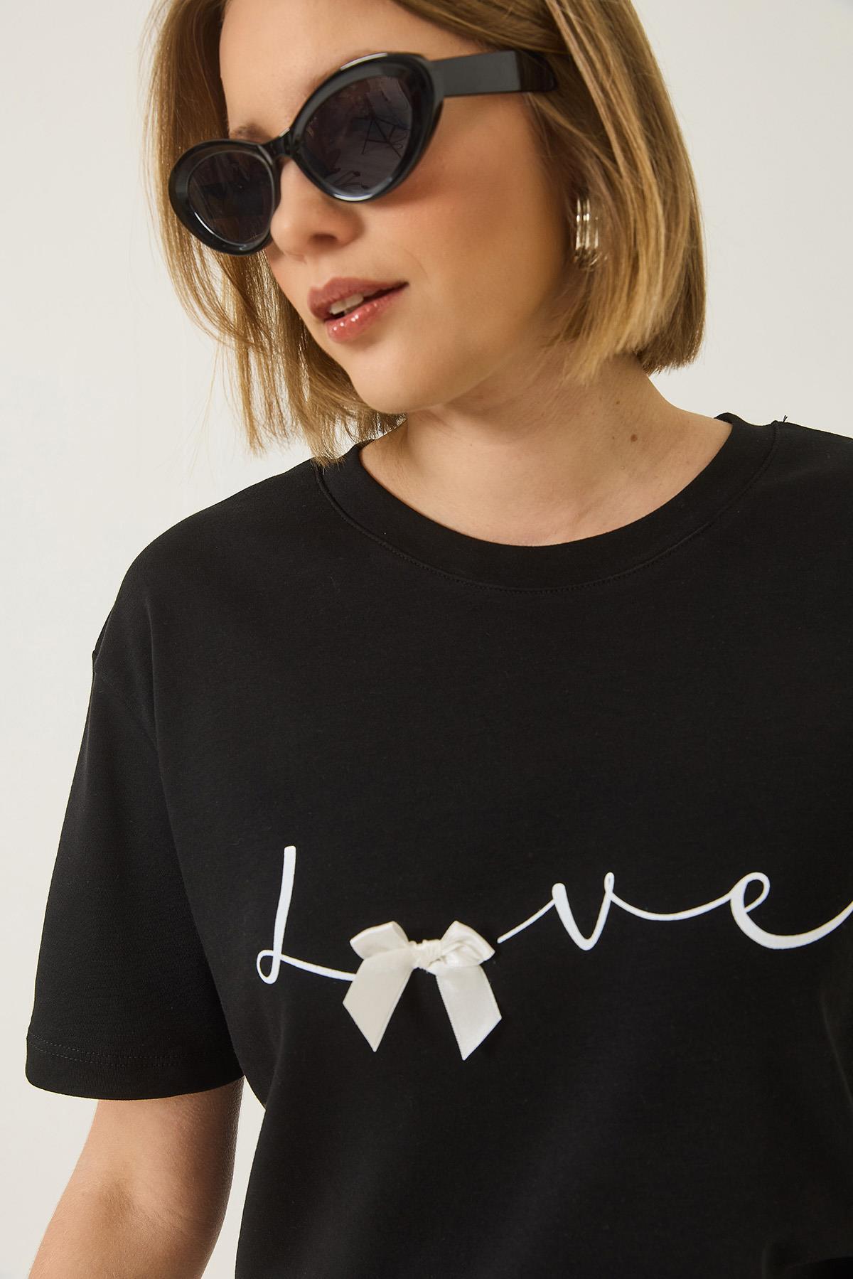 Kadın Love Baskılı Kurdele Detaylı Normal Kalıp Pamuklu T-Shirt 60283208 - Siyah · 5