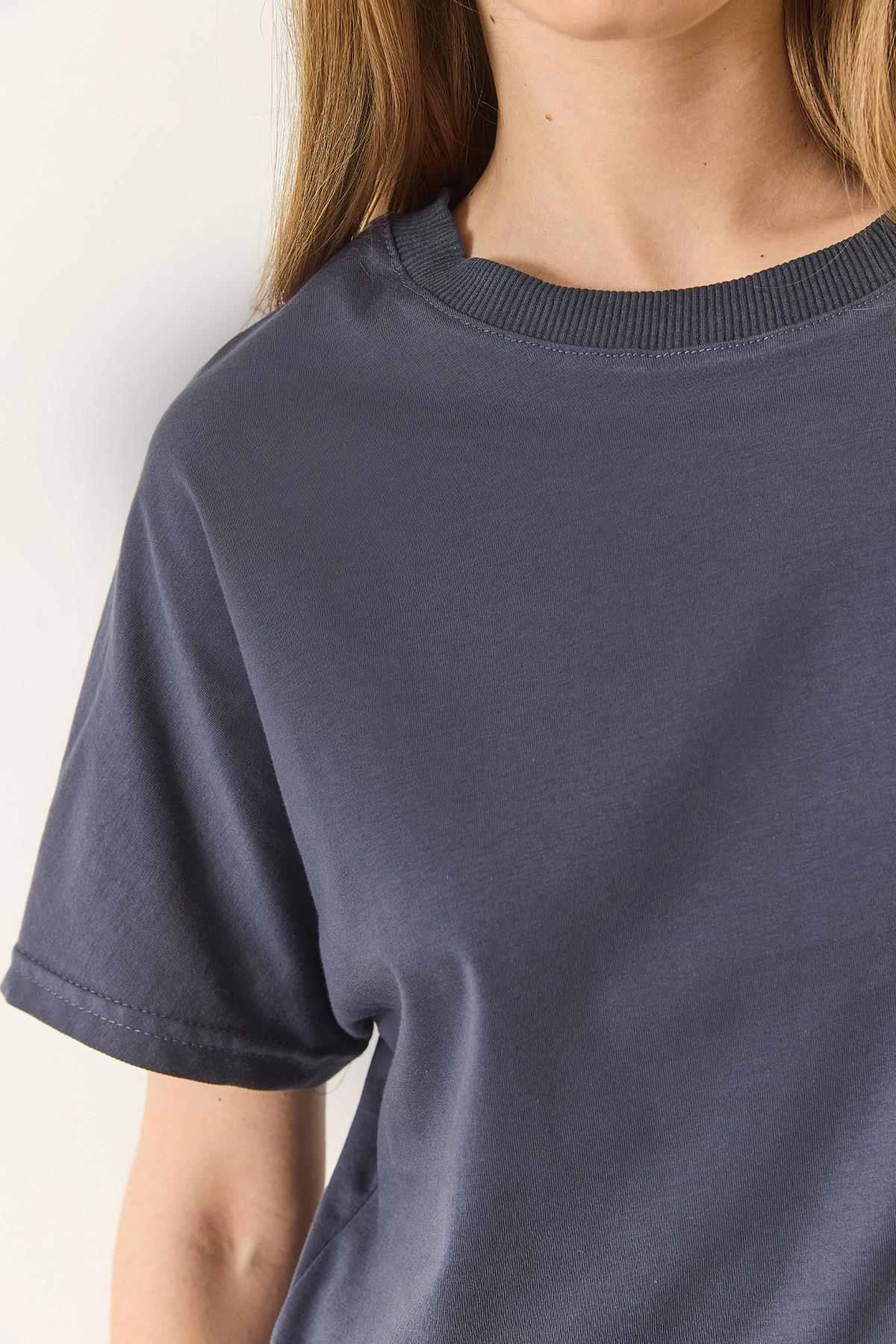 Kadın Organik Pamuklu Regular Kalıp Bisiklet Yaka Basic Kısa Kollu T-Shirt 60602048 - Antrasit · 5