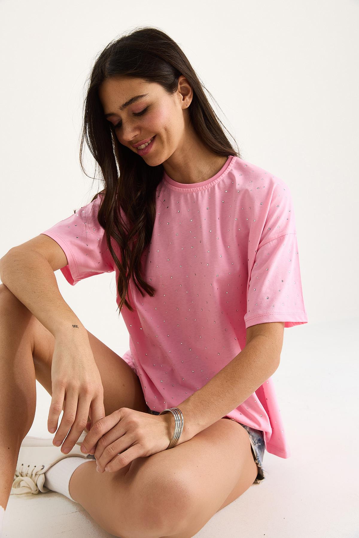 Kadın Pul Detaylı Bisiklet Yaka Kısa Kollu T-Shirt 3028 60283149 - Pembe · 2