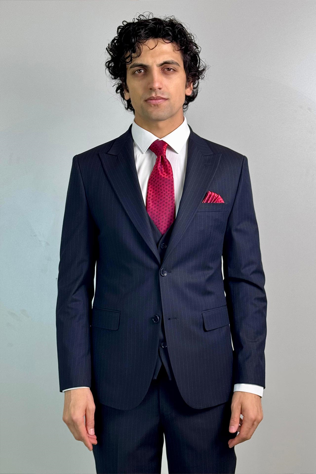 Kırlangıç Yaka Çizgili Slim Fit Yelekli Lacivert Takım Elbise