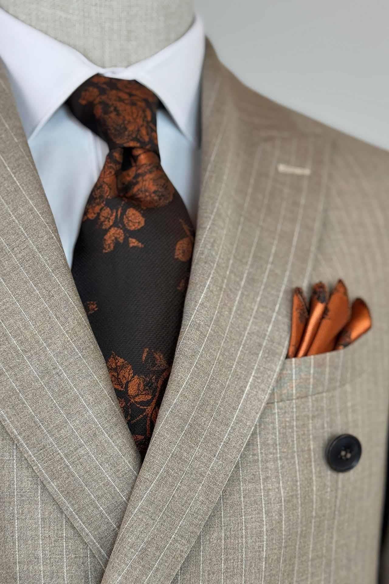 Slim Fit Kruvaze Çizgili Kahverengi Yün Takım Elbise