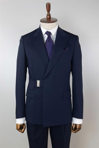 Tokalı Kruvaze Lacivert Takım Elbise