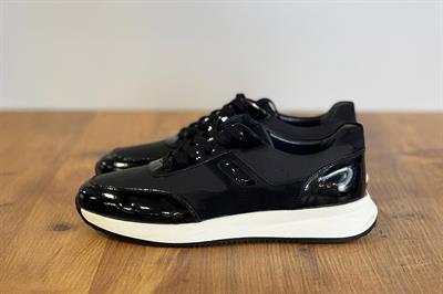 Eva Taban Deri Bağcıklı Siyah Spor Ayakkabı