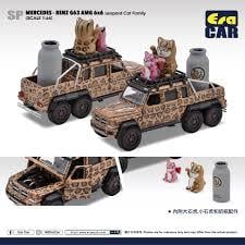 1/64 Mercedes Benz G63 AMG 6X6 with Leopard Cat Family