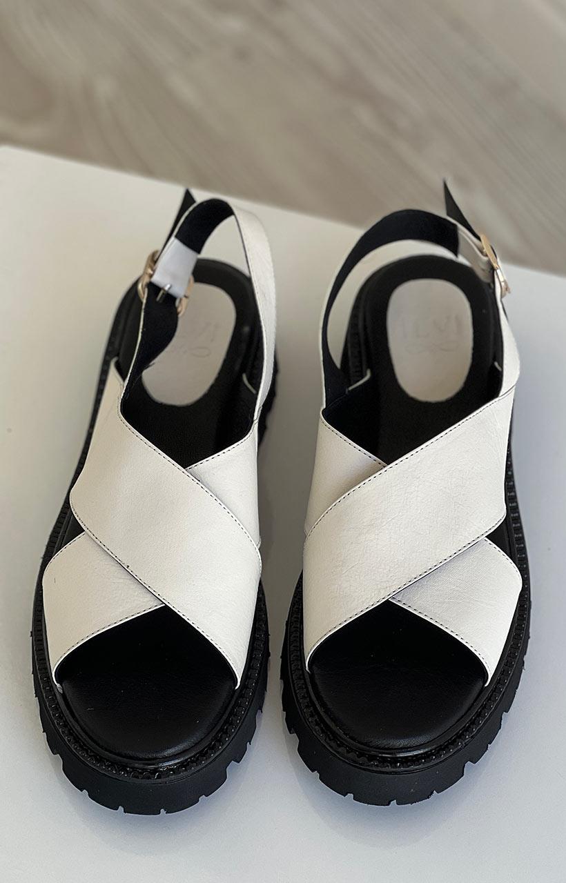 İLVİ Sandalet 82385 Siyah - Beyaz