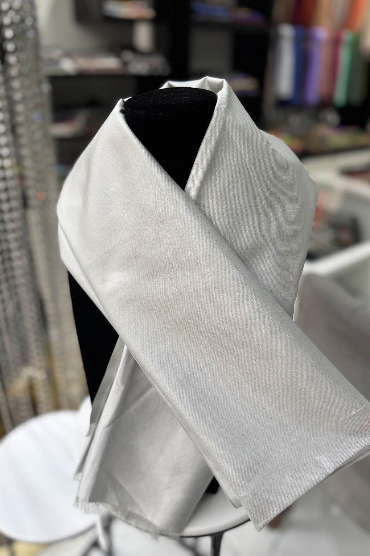 ipekevi Püskülsüz Çift Taraflı Şal 00927A Buz Beyazı