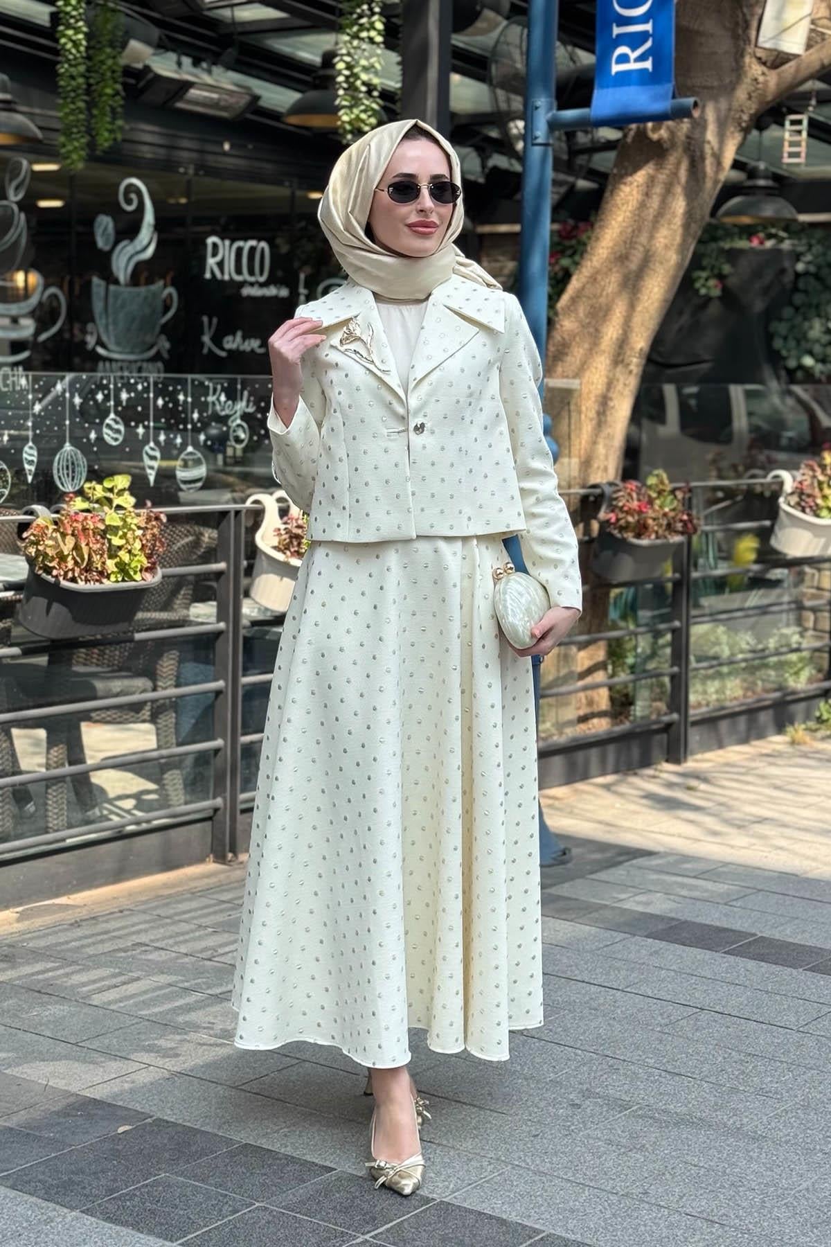 JAMILA SARAH Etekli Takım SS26-9330 Ekru