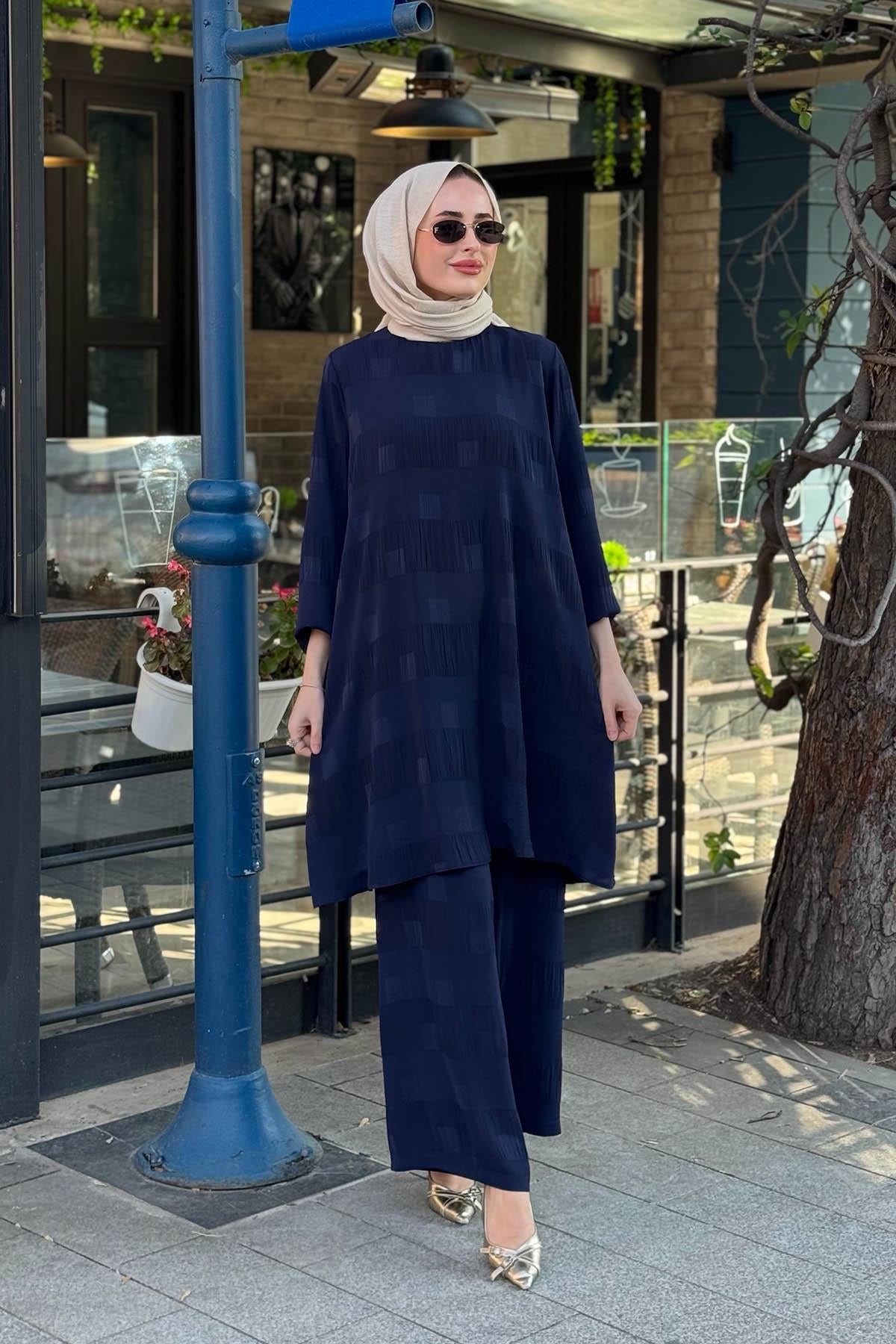 Nurcan Çetin Pantolonlu Takım 10425 Lacivert