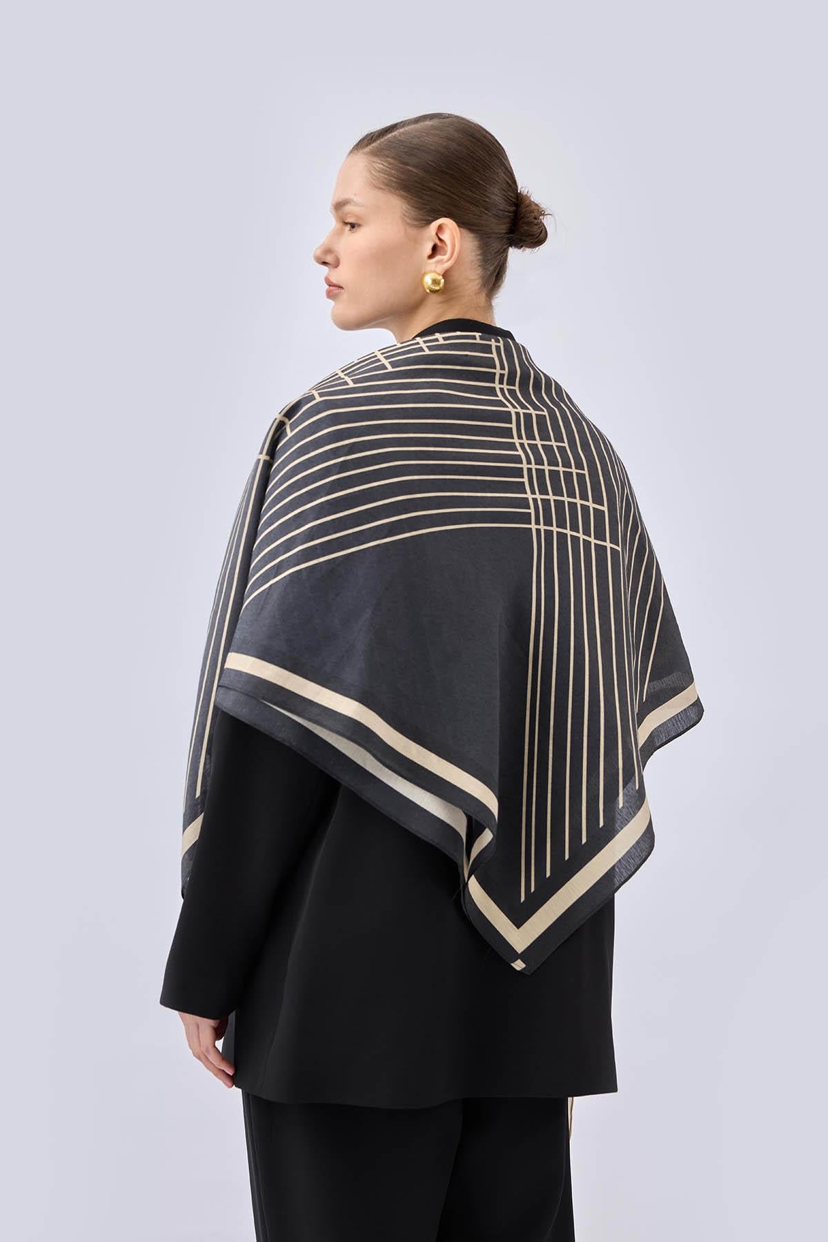 QOOQ Liner Eşarp 26SS103 Siyah