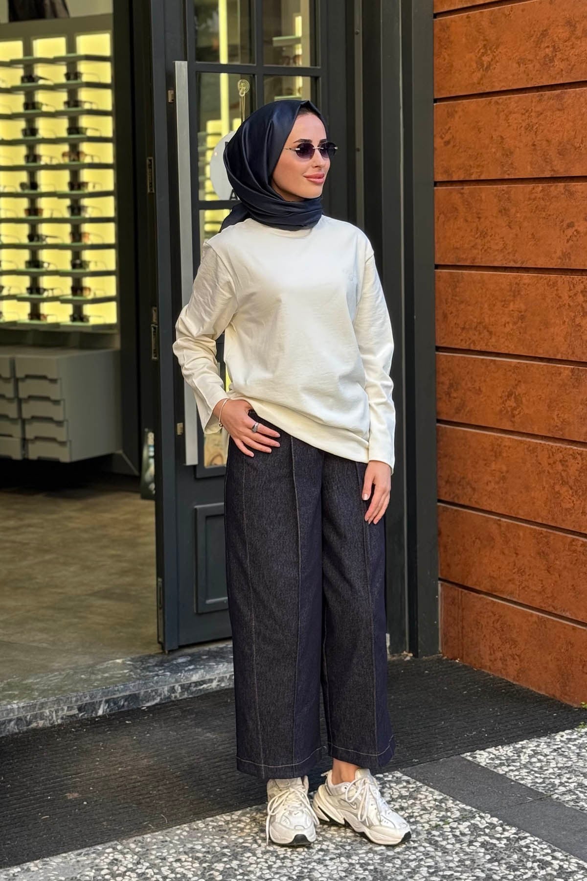 QOOQ Nakışlı Sweat 27FW240 Beyaz
