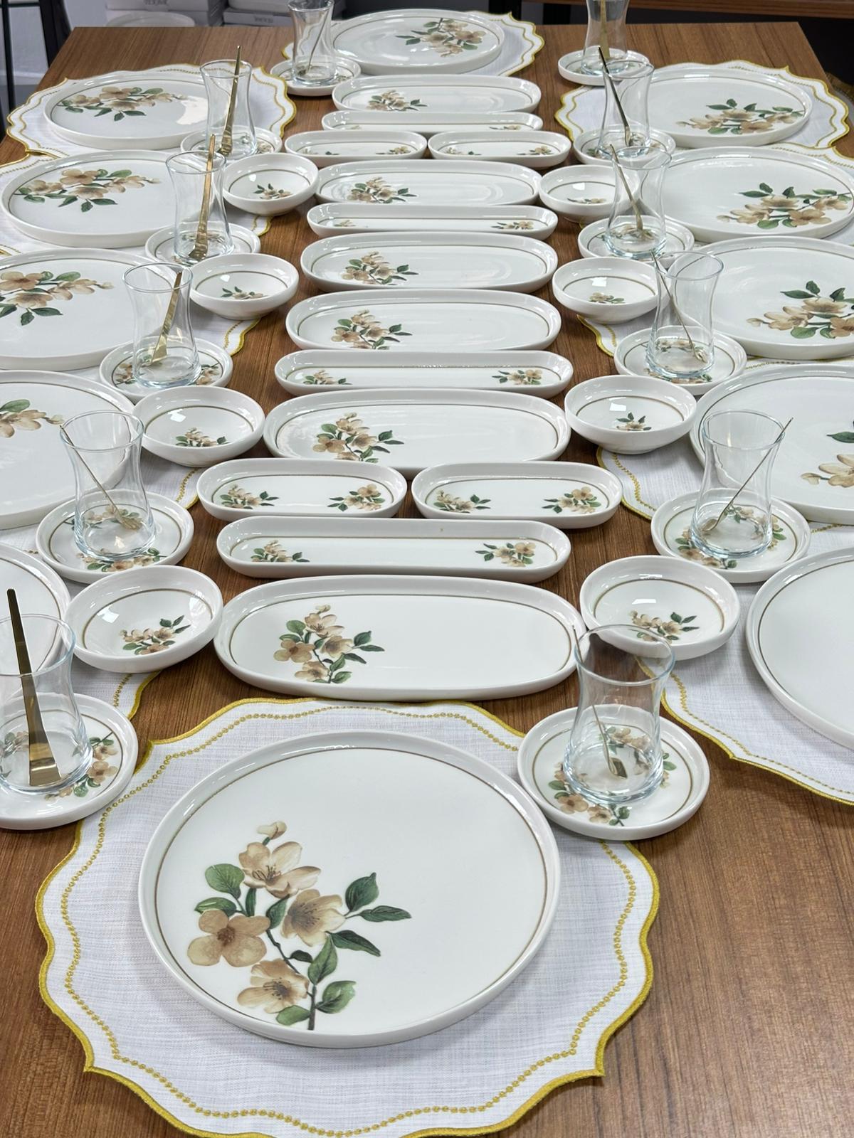 Kahvaltı Takımı 82 Parça 12 Kişilik Lizy