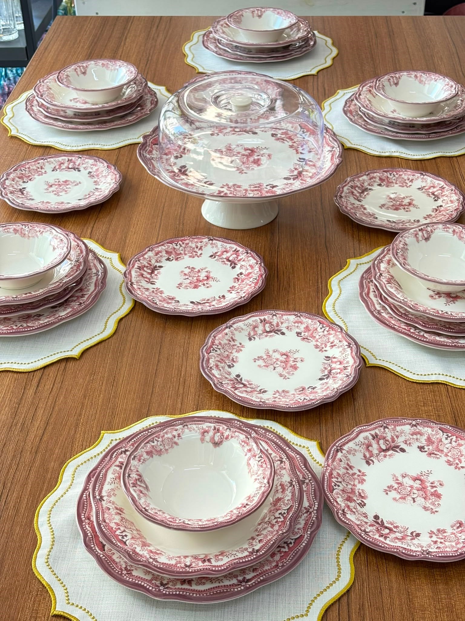 Yemek Takımı 38 Parça 6 Kişilik Velour Maroon