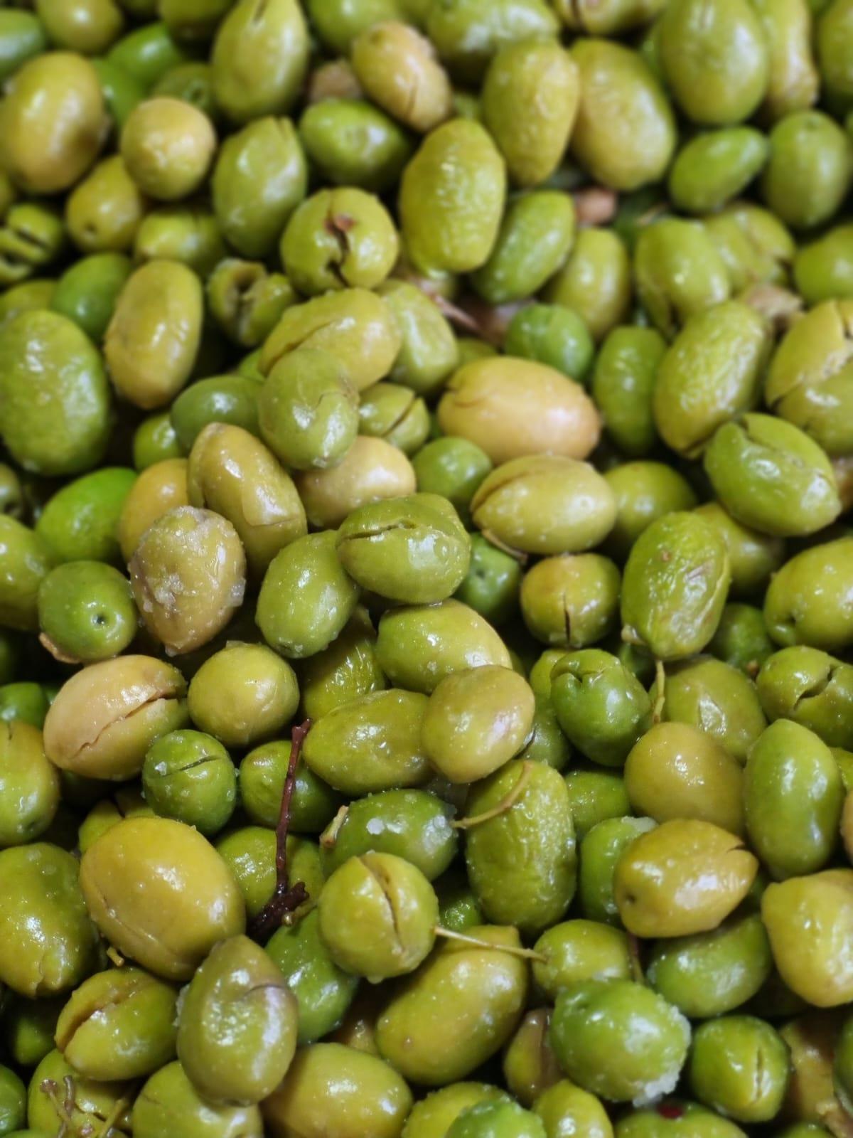 Kırma Yeşil Zeytin