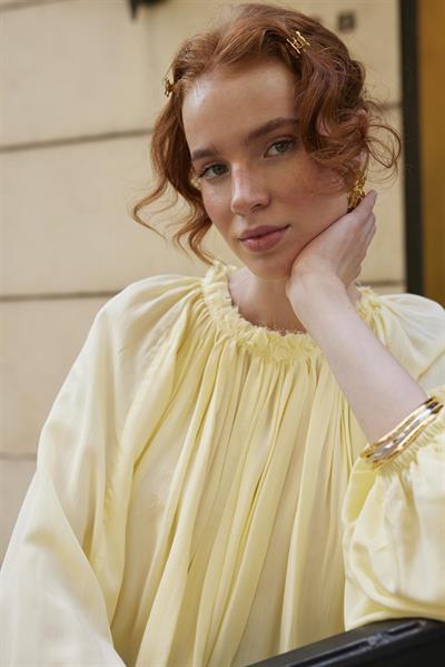 4959 YAKASI BÜZGÜLÜ BLUZ SARI