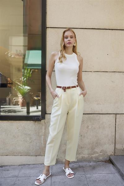 50938 KEMERLİ PANTOLON SARI