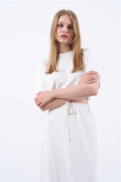 51021 TİŞORT ETEK TAKIM BEYAZ