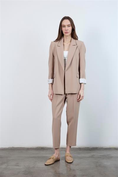 9134 KOLU KATLAMALI CEKET BEJ