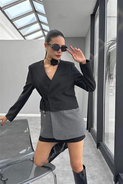 9457 ÇİZGİLİ GARNİLİ CEKET SİYAH-GRİ