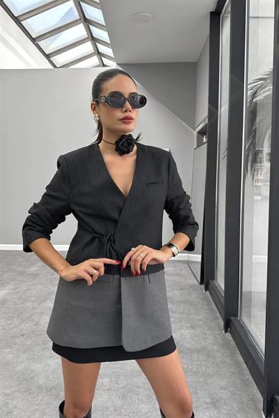 9457 ÇİZGİLİ GARNİLİ CEKET SİYAH-GRİ