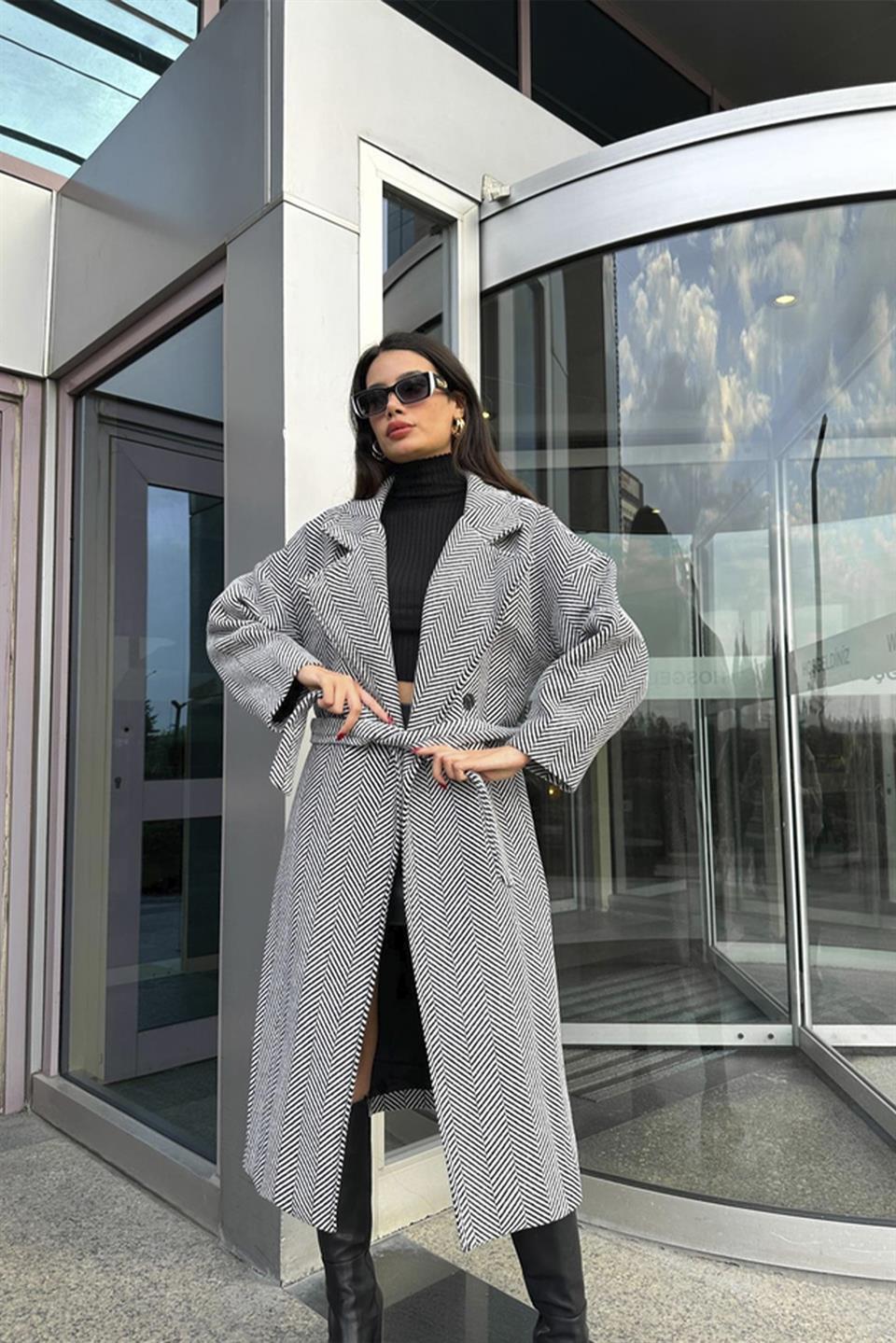 9382 BALIK SIRTI KABAN SİYAH