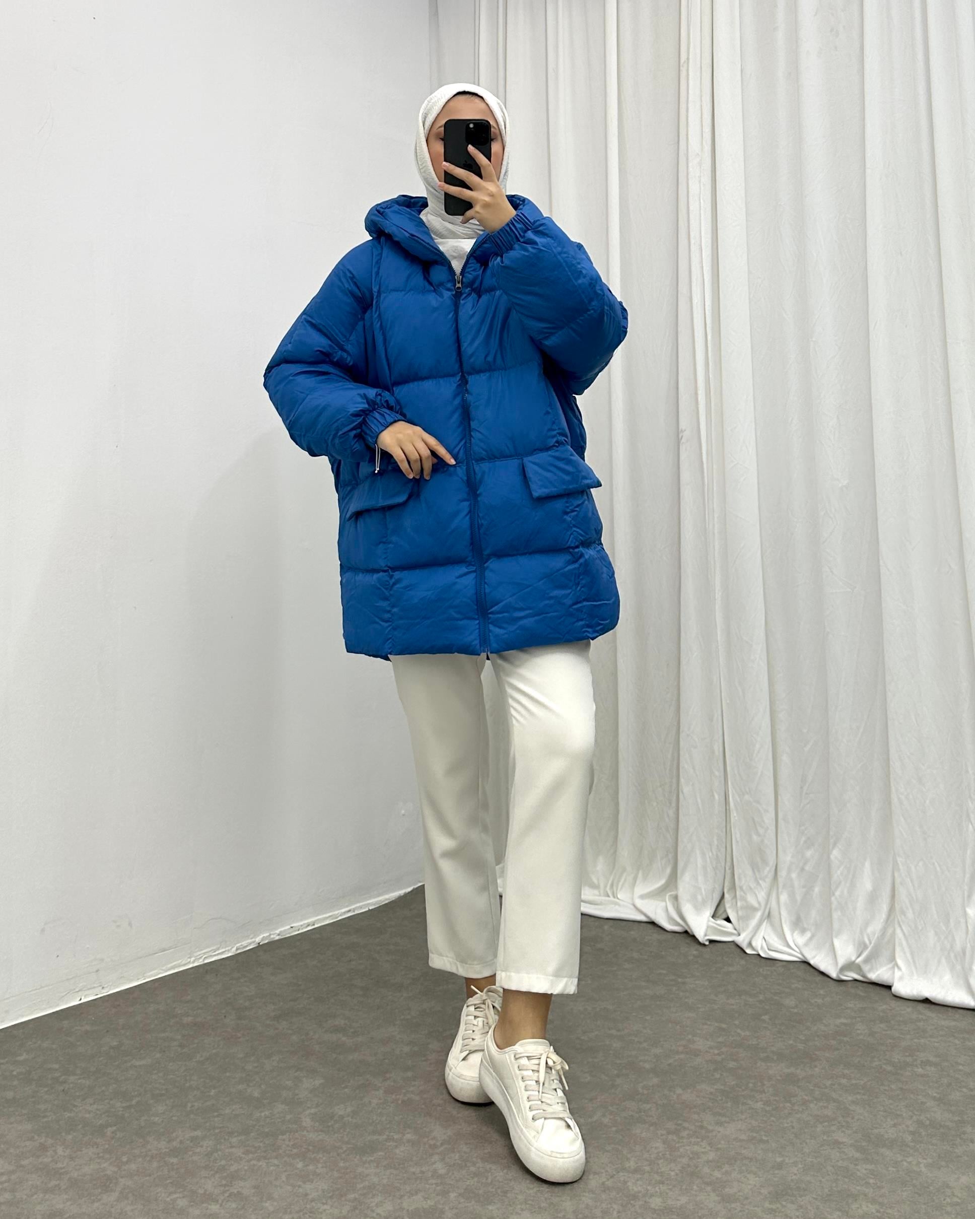 Kapşonlu Çift Cepli Mavi Şişme Mont