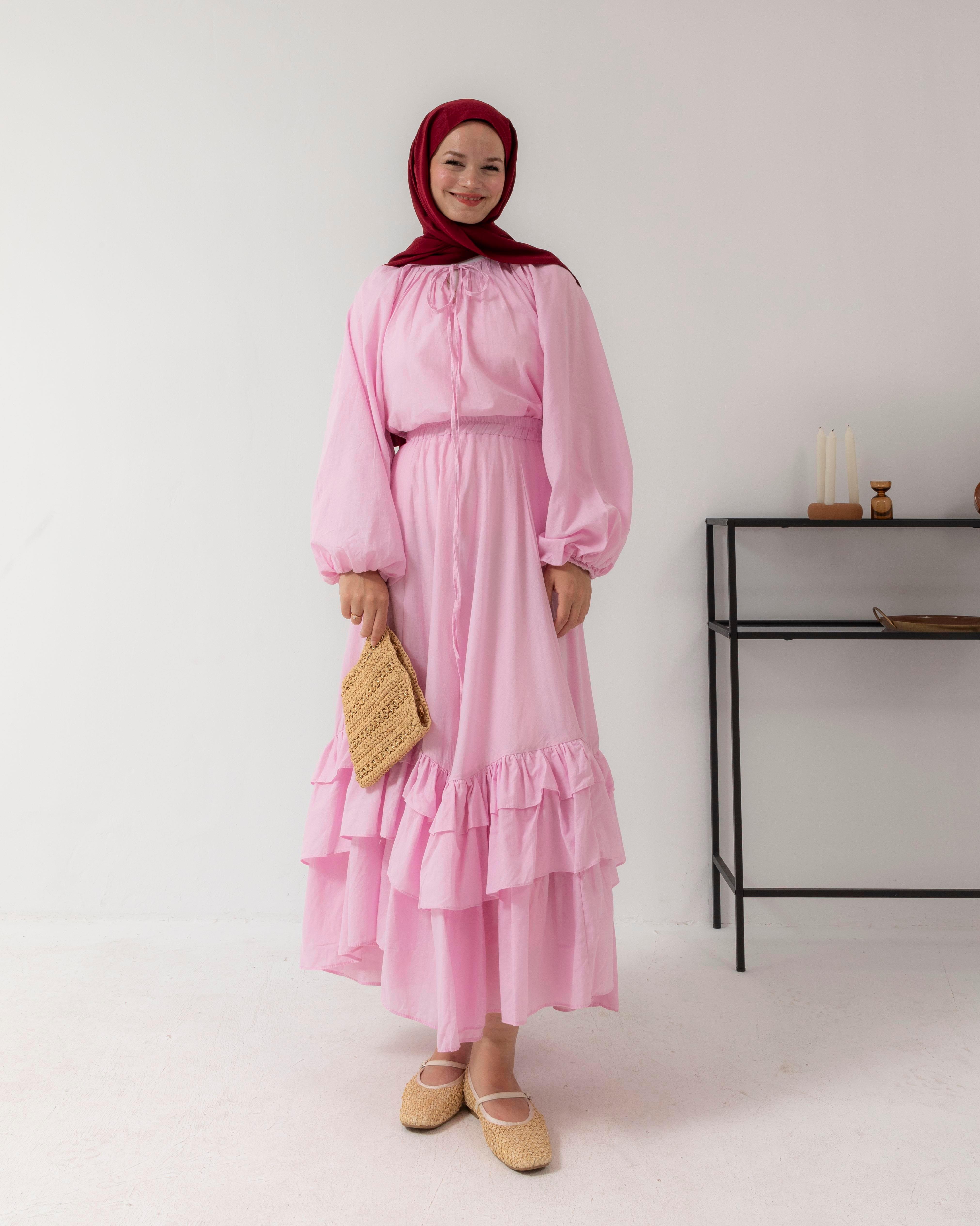 Eteği Fırfırlı Pembe Takım